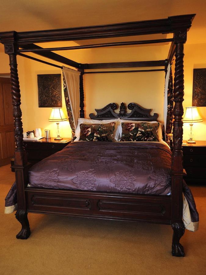 Moresby Hall Quarto foto